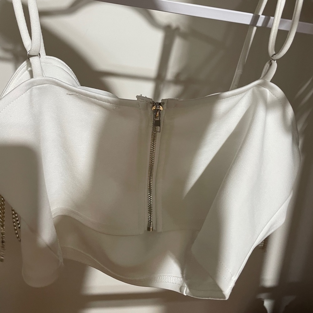 Boutique Madida Rhinestone Top - Picture 4 of 4